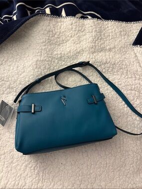 Simply Vera Vera Wang Teal Crossbody Bag